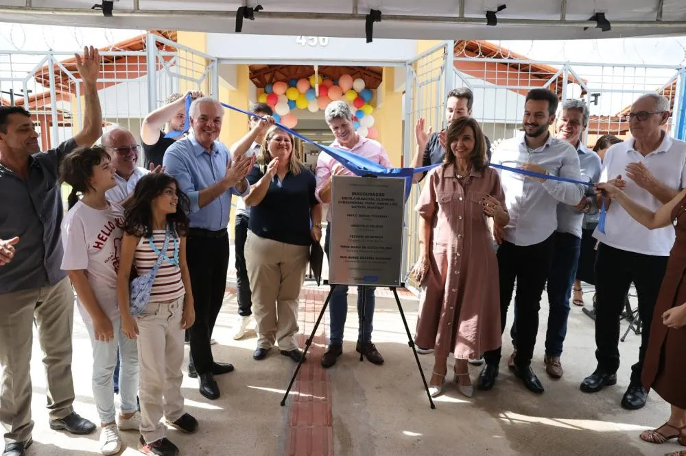 Escola de R$ 13 milhões é inaugurada e Prefeitura aposta em tempo integral para mudar realidade na Zona Sul