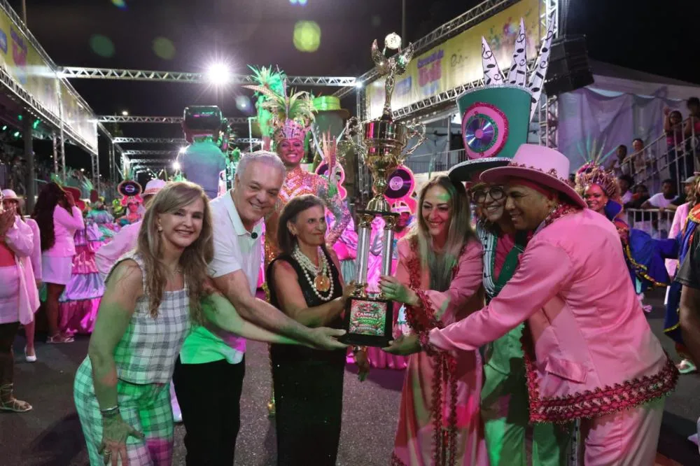 Carnaval de Uberlândia termina com disputa acirrada e diferença mínima de pontos levanta debates entre foliões