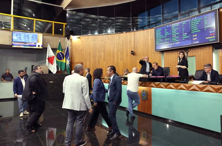 Câmara aprova R$ 88,2 milhões, doa área pública e derruba parecer que barrava projeto polêmico