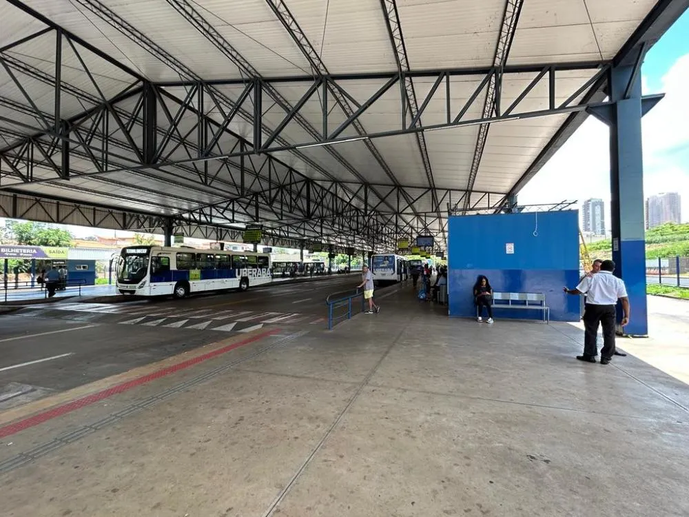 Terminal Oeste entra em obras emergenciais e Prefeitura corre para proteger centro de controle do transporte