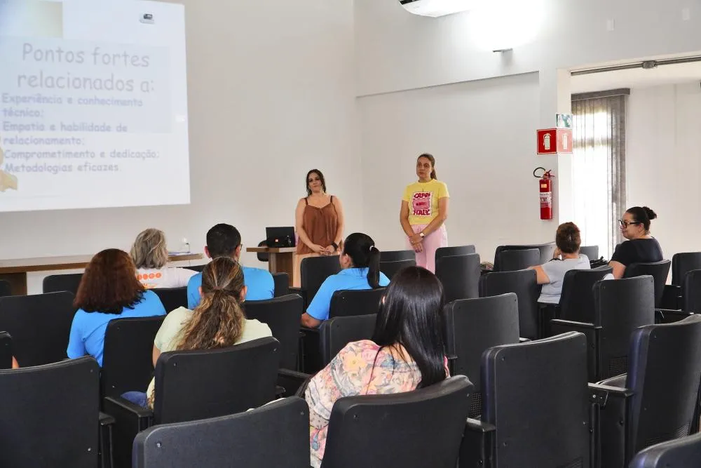 Rede de proteção se reúne para rever estratégias no atendimento a crianças e adolescentes em Uberaba