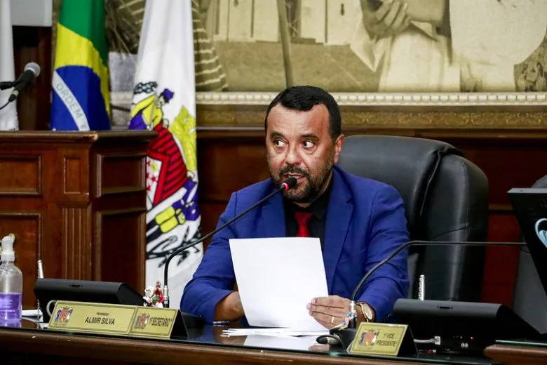 Vereador de Uberaba propõe reduzir tamanho mínimo de lotes e reacende debate sobre padrão urbanístico na cidade