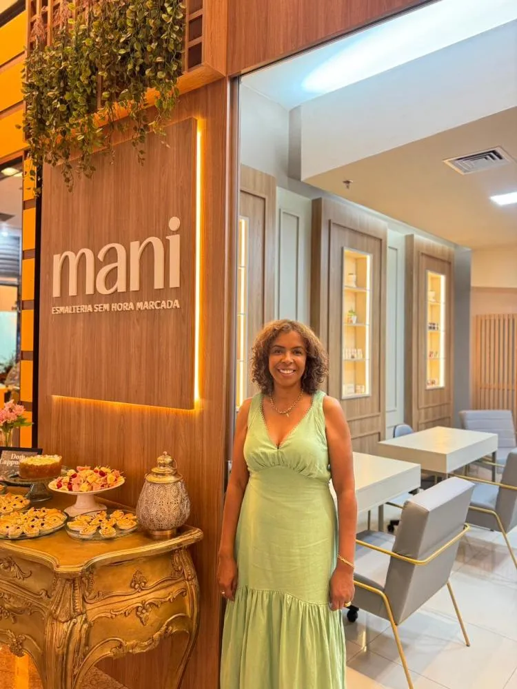 Mani Esmalteria inaugura novo espaço de beleza no Praça Uberaba Shopping
