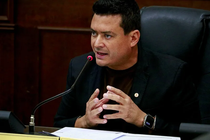 Falta de água em Uberaba reacende críticas à gestão e à promessa de obras paradas