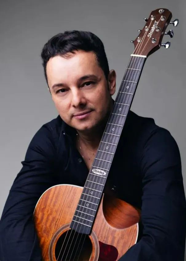 Denilson Mariano celebra 25 anos de carreira levando emoção e autenticidade à música regional