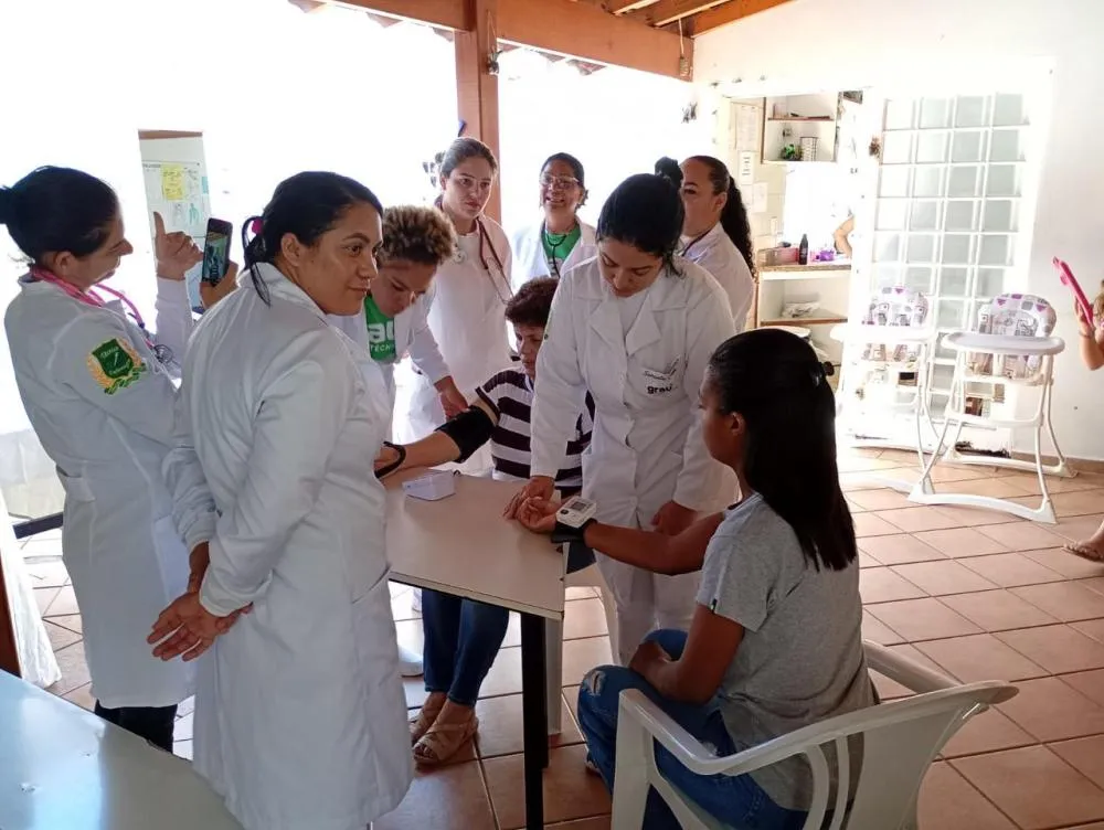Ação especial valoriza cuidadoras da Casa de Proteção Lucy Aragão e destaca importância de quem dedica a vida ao cuidado