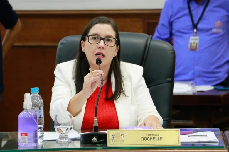 Verba de R$ 460 mil para Centro da Mulher reacende debate sobre prioridade no combate à violência em Uberaba