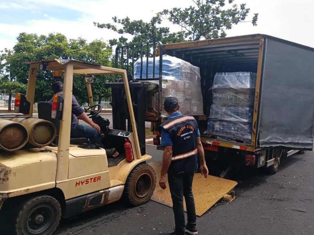 Uberaba envia 7 toneladas de ajuda, mas tragédia na Zona da Mata expõe dimensão da crise